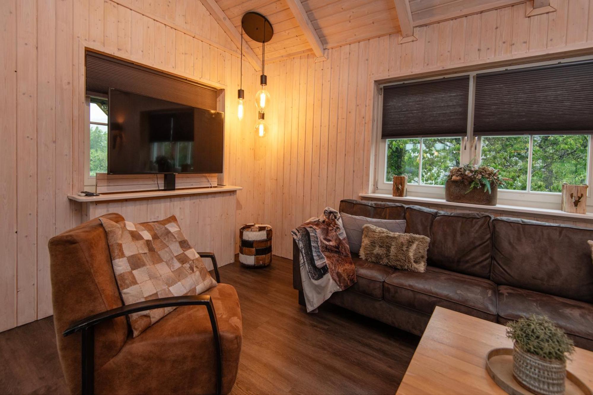 Kustelberg Lodges Medebach Luaran gambar